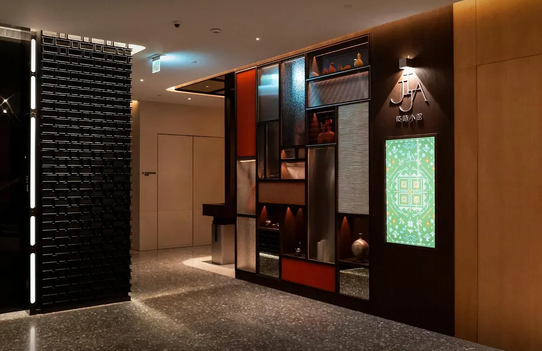 Kimpton Tsim Sha Tsui Hong Kong-1